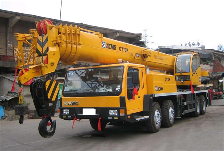 建始县吊车出租选择重点