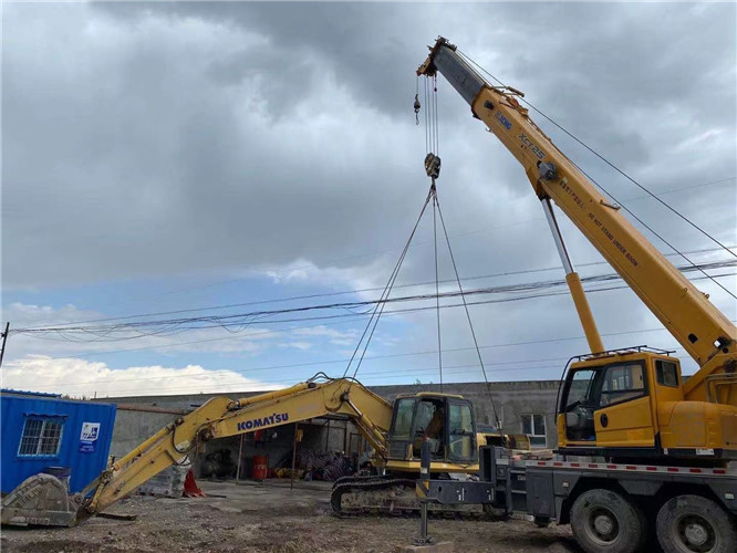 建始县25吨吊车的工作半径是多少？