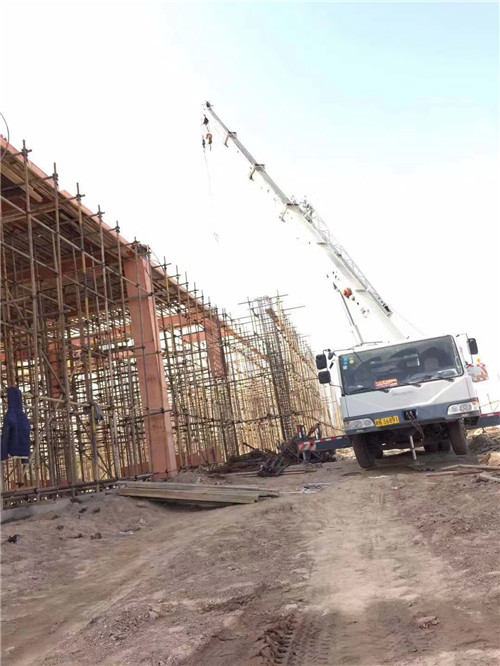 建始县25 吨、50 吨吊车怎么选？多大重量 / 半径适合对应车型？